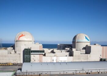 신한울 3‧4호기 건설 허가…“핵폐기물은 어쩌고” 반발 고조