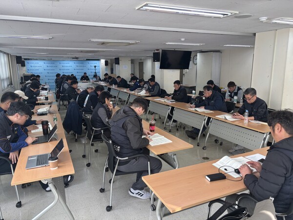 금속노조가 10일 오후 중앙집행위원회를 열고 있다. 사진=금속노조