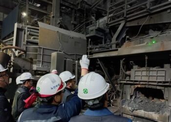 안전고리 없이 일하다 떨어져 숨진 현대제철 계약직 청년 노동자