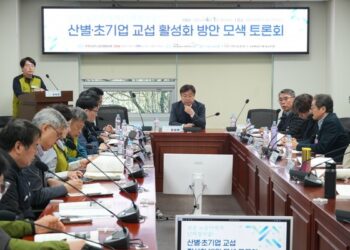 산별노조가 말하는 산별‧초기업교섭이 필요한 이유