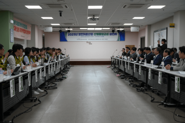 보건의료노조와 의료계는 7일 오후 서울 영등포구 보건의료노조 생명홀에서 2025년 보건의료산업 산별중앙교섭 상견례를 열었다. 사진=보건의료노조