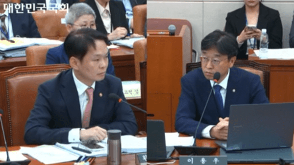 이용우 더불어민주당 의원(오른쪽)이 24일 오후 국회 환경노동위원회 국정감사에서 이병화 환경부 차관에게 ‘어린이 환경·생태교육관’ 급조 의혹에 대해 질의하고 있다. 사진=국회 인터텟의사중계시스템 갈무리