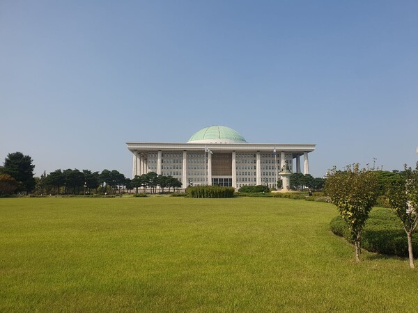 국회 의사당. 사진=최나영 기자 
